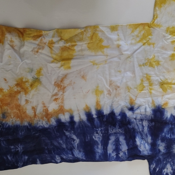 Ladies Adire Tops - Picture 7 of 10